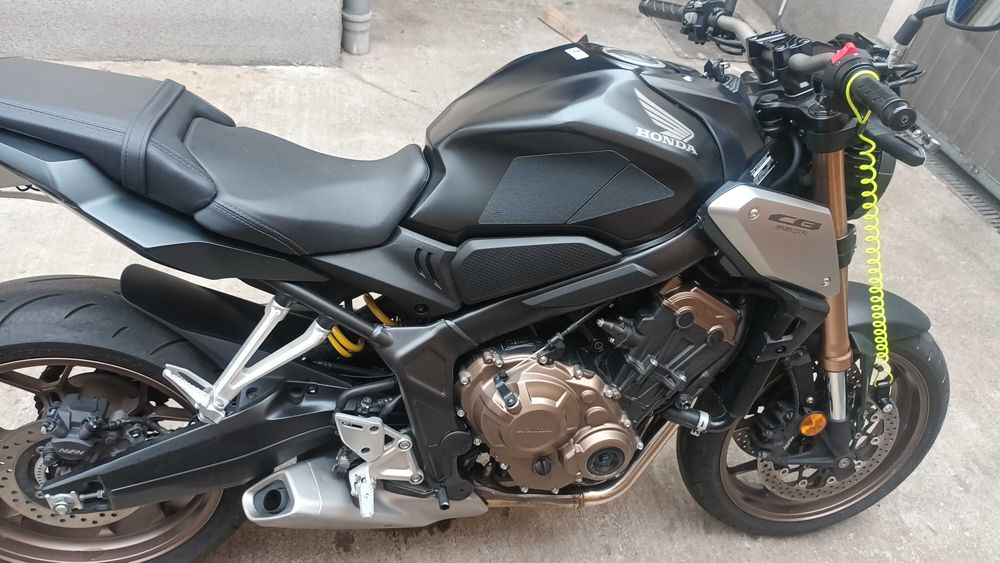 HONDA CB  AN 2021 6100KM CC650