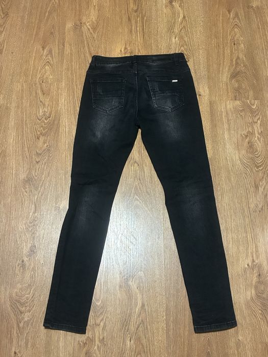 Amiri jeans.