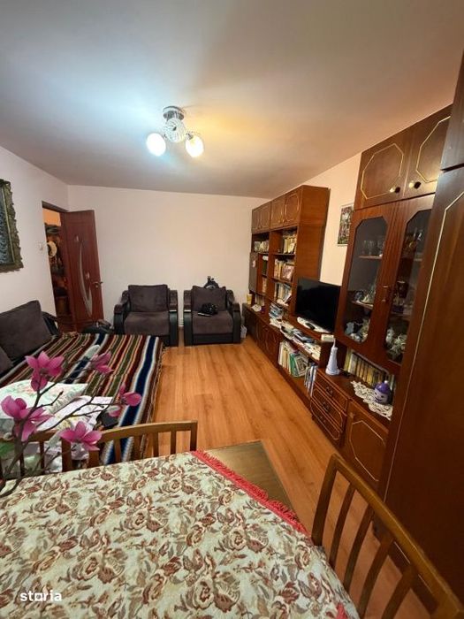 Apartament 2 camere, 50 mp, zona Cornitoiu — fotografia 1