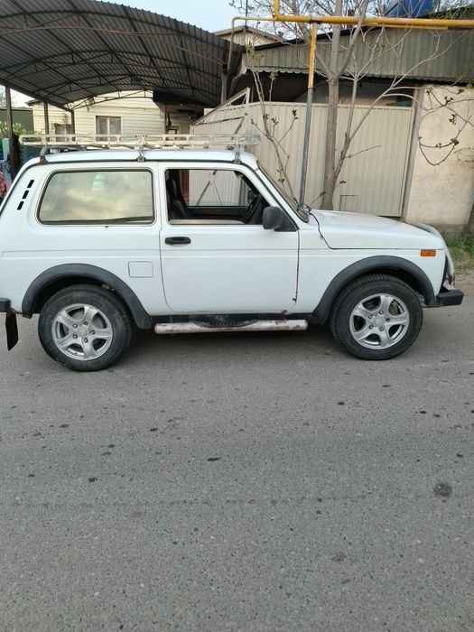 Продам ВАЗ 2121 ..