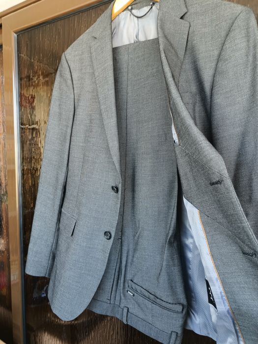 Costum culoarea gri ZARA