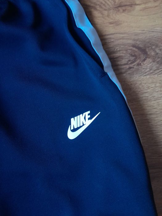 Nike мъжко долнище M размер.