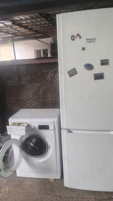 Продам холодильник Аристон