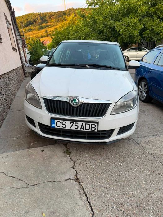 SKODA Fabia 2013 — imagine 2