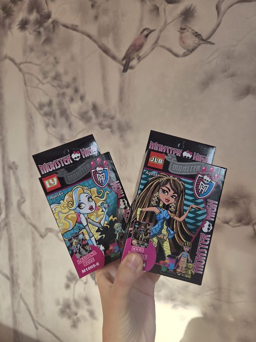Monster high клео и лагуна