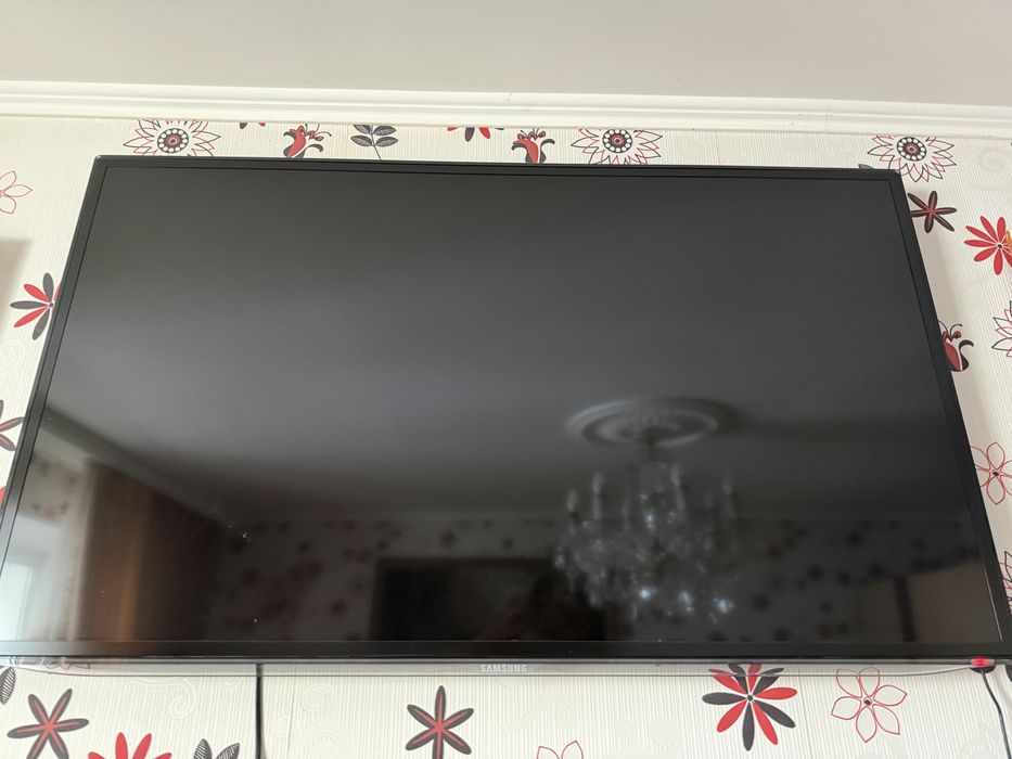 Samsung 2 телевизора.