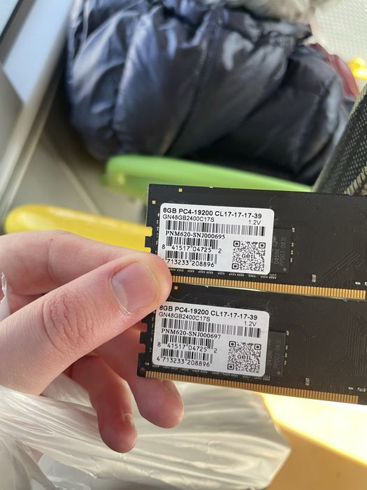 Оперативная память 8 гб.