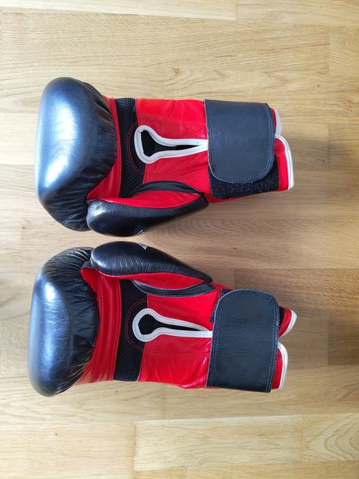 Echipament manusi box 12oz+  tibiere kickbox Knockout