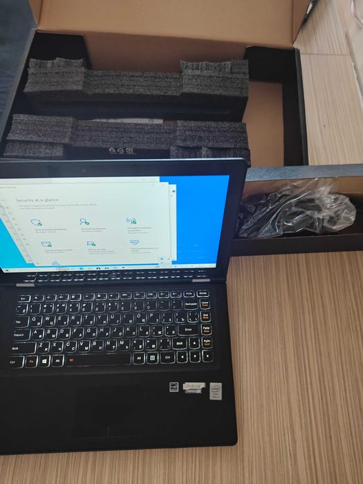 Laptop Lenovo Yoga - Stare excelentă, SSD 128GB, Touchscreen, Curățat și pasta termică schimbată