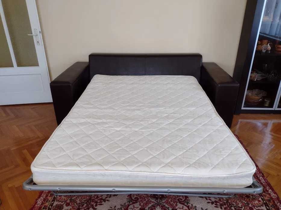 Mobilier de sufragerie 2 300 lei