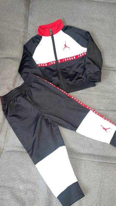 Екипи nike jordan 86-92 см