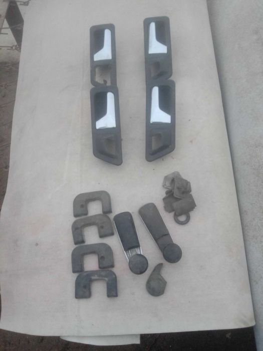 продам запчасти на мерс 190