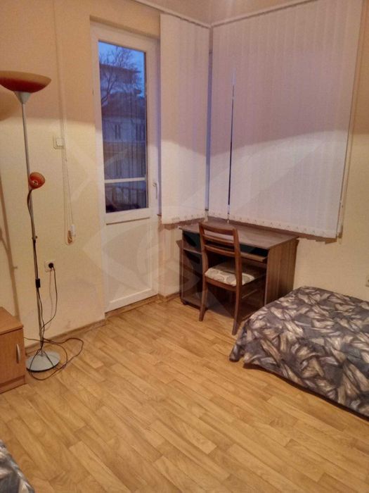 Дава се под наем Тристаен апартамент в Варна, ВИНС - 80 кв.м за 600 € - Снимка #3