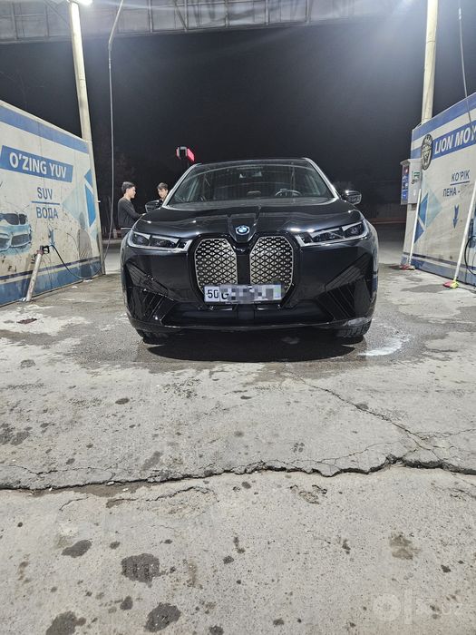 BMW автомобили сотилади