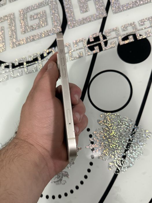 Iphone 13 white ‼️