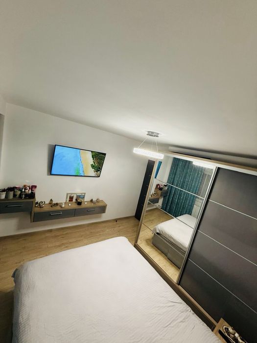 Vand apartament 2 camere