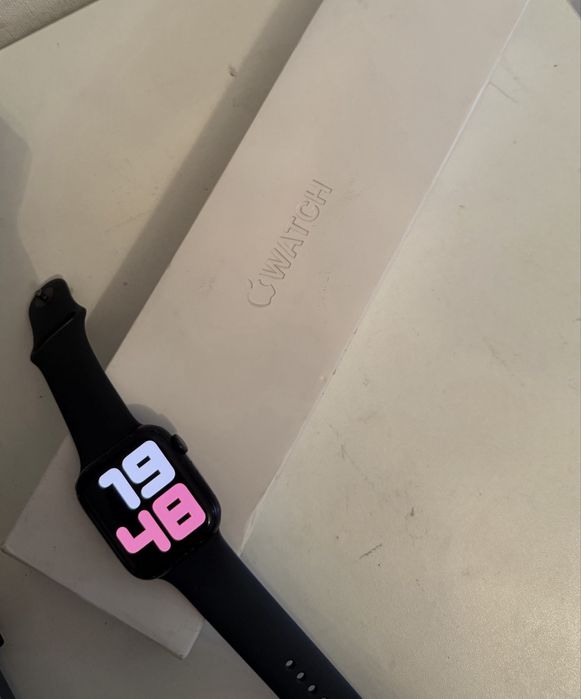 Apple Watch 7 серия ,45mm СРОЧНО