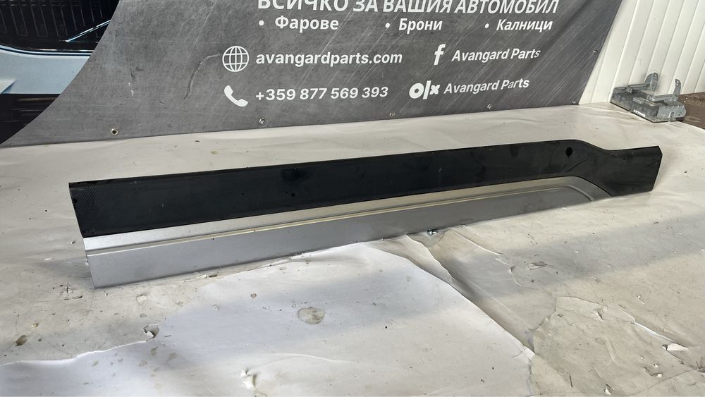 2 броя праг на предна дясна врата Subaru Forester 5 (2018-2024)