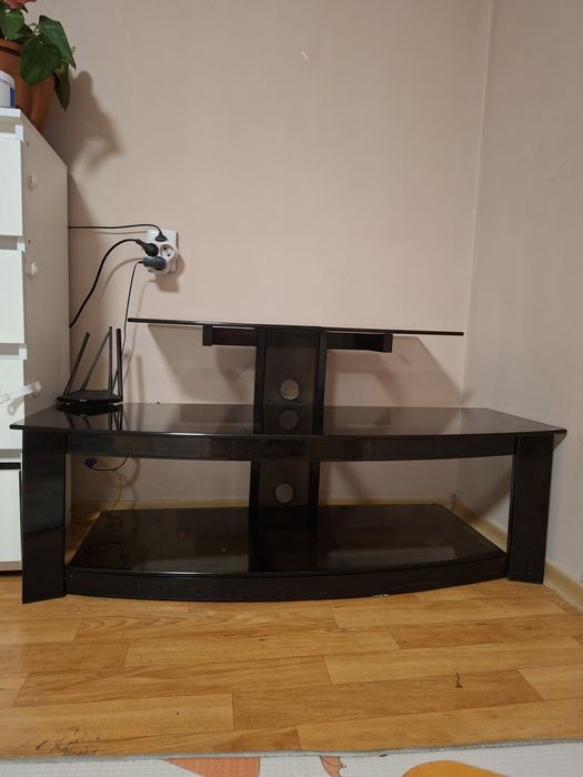 Тумба под телевизор