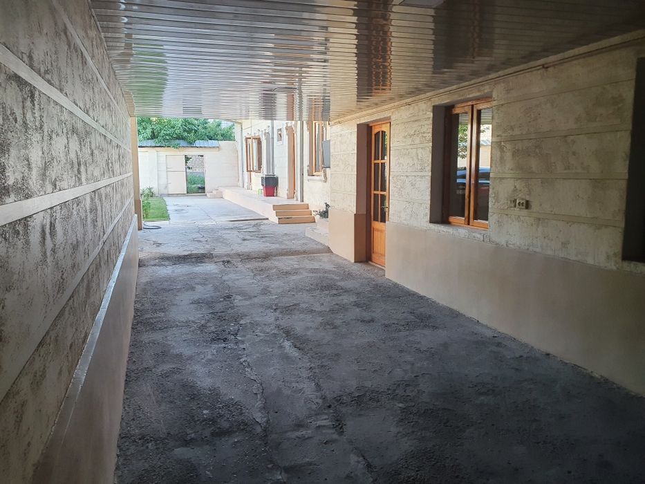 Uchastka sotiladi 9.7 sotik