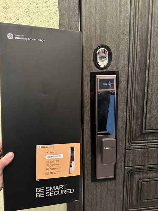 Установка смарт замка