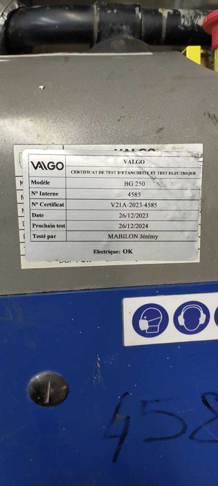 Vand masina slefuit beton Blastrac BG250, an 2024