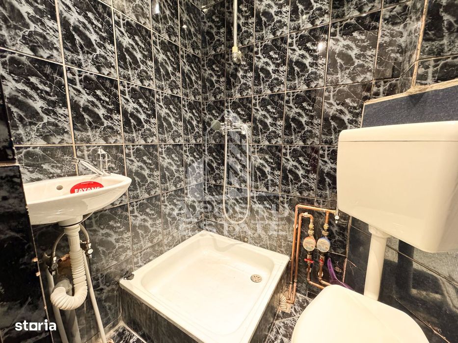 Garsoniera, 22mp, boxa, etajul 1, renovata,  zona Blascovici Timisoara