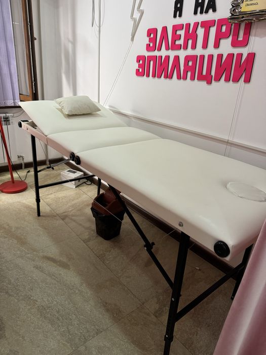 Продам кушетку массажный стол