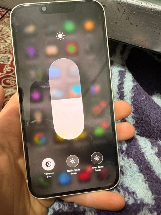 Iphone 13 в идеальном состоянии.
