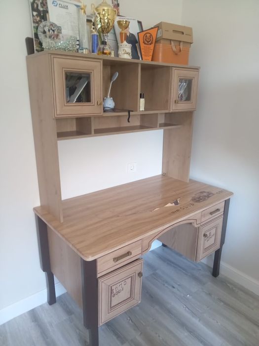 Двухьярусная кровать