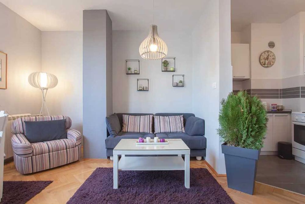 Дава се под наем Двустаен апартамент в Пловдив, Западен - 60 кв.м за 270.3 € - Снимка #1