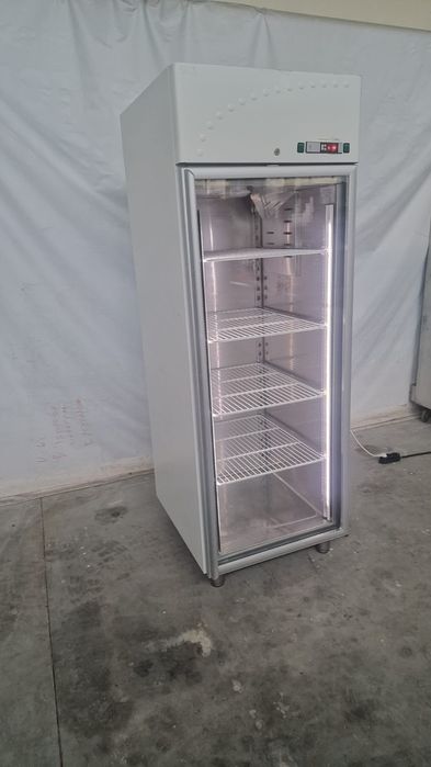 Плюсова хладилна витрина Alpfrigo