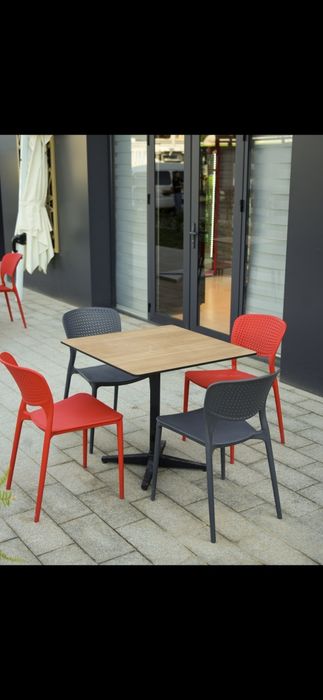Пластиковые  стулья plastmassa  stullar