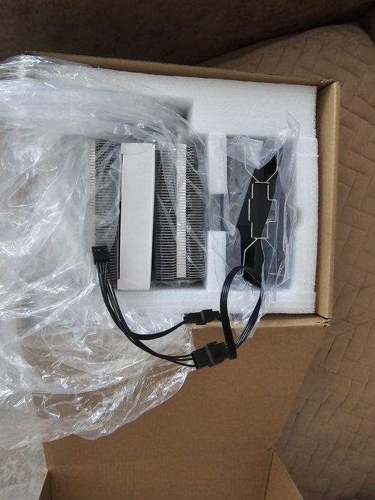 Продам кулер для процессора Thermalright Peerless Assassin 120 se