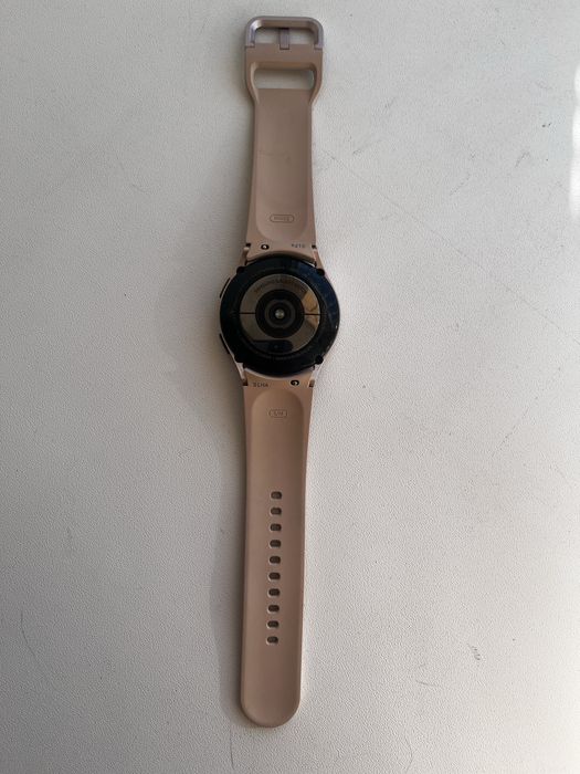 Samsung Galaxy Watch4 40мм