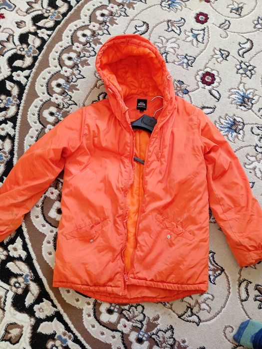 Куртка демисезонная.