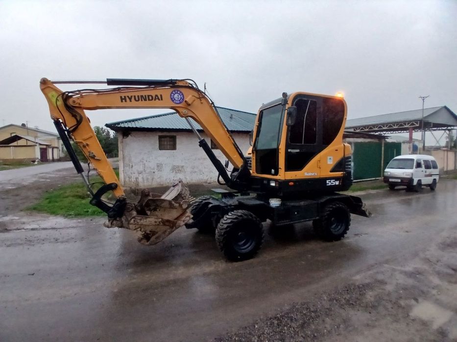 Ekskvator hyundai 55 w