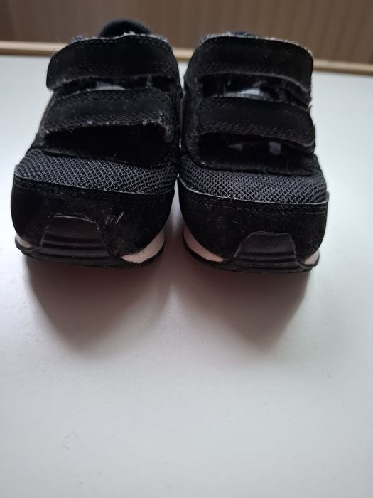 Adidasi băiețel. Stare buna