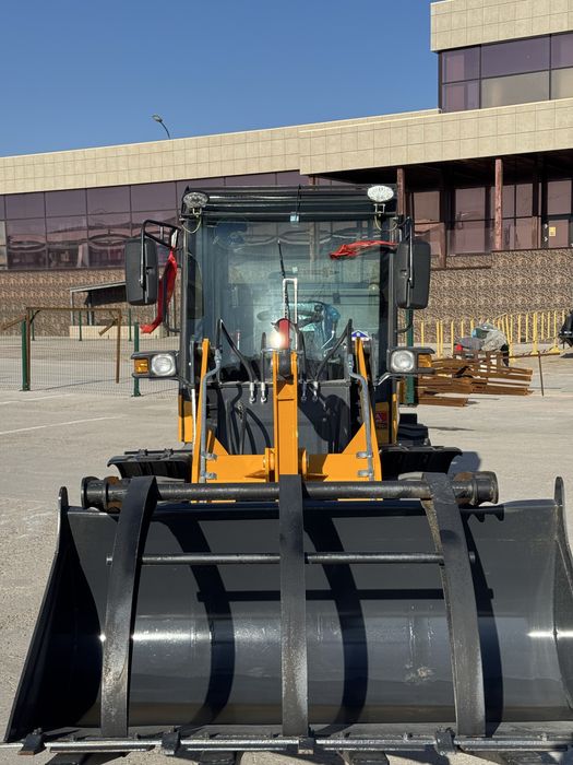 Мини Погрузчик 928!