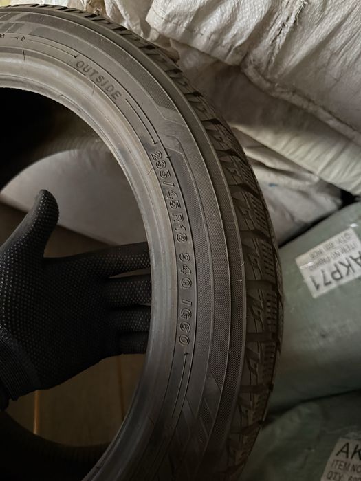 Продам зимний шина