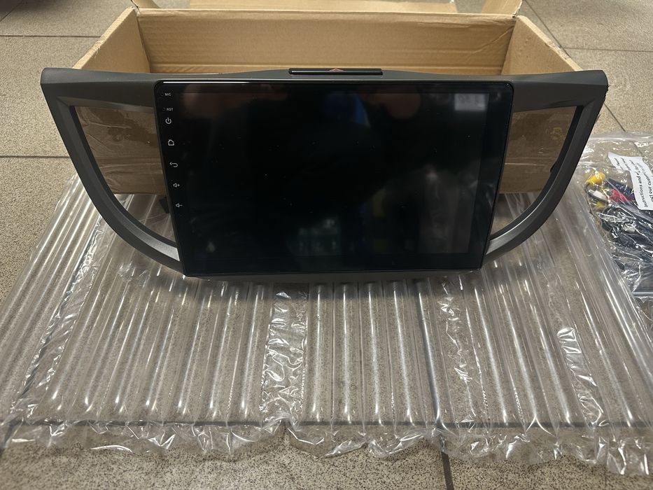 Продавам Мултимедия / Навигация за Honda CRV 4