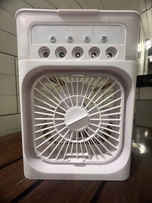 Вентилятор с водообрызгивателем