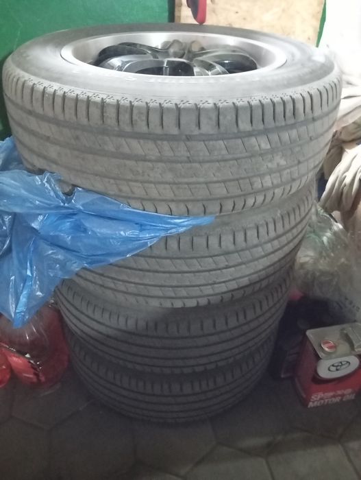 Диски с шинами R17.  5 х 114,3.