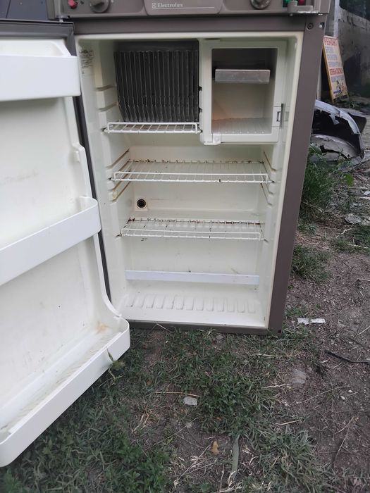 Хладилник за Каравана