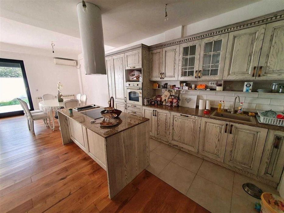 Дава се под наем Къща в Бургас, Сарафово - 150 кв.м за 255 € - Снимка #4