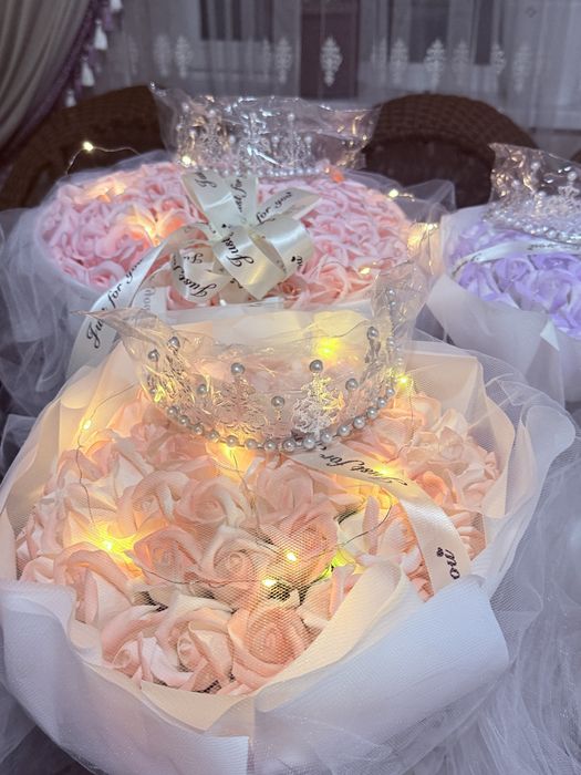 Мыльные 99, 52 розы