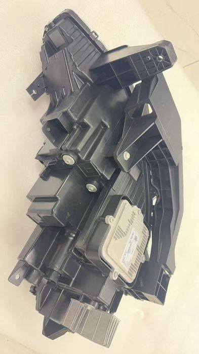 Фара передняя левая Haval H6