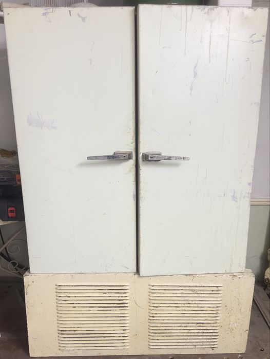 Большой холодильник