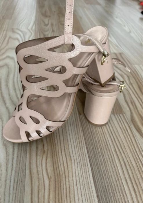 Sandale elegante