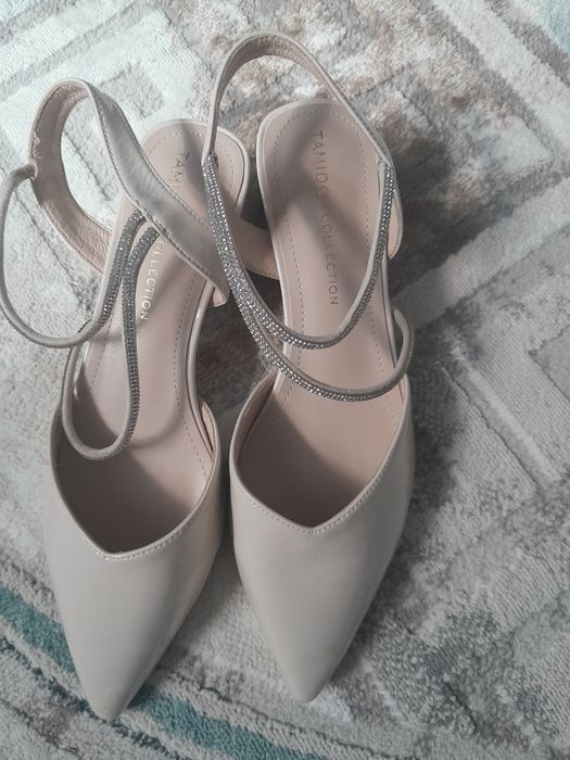 Женские туфли сатылады